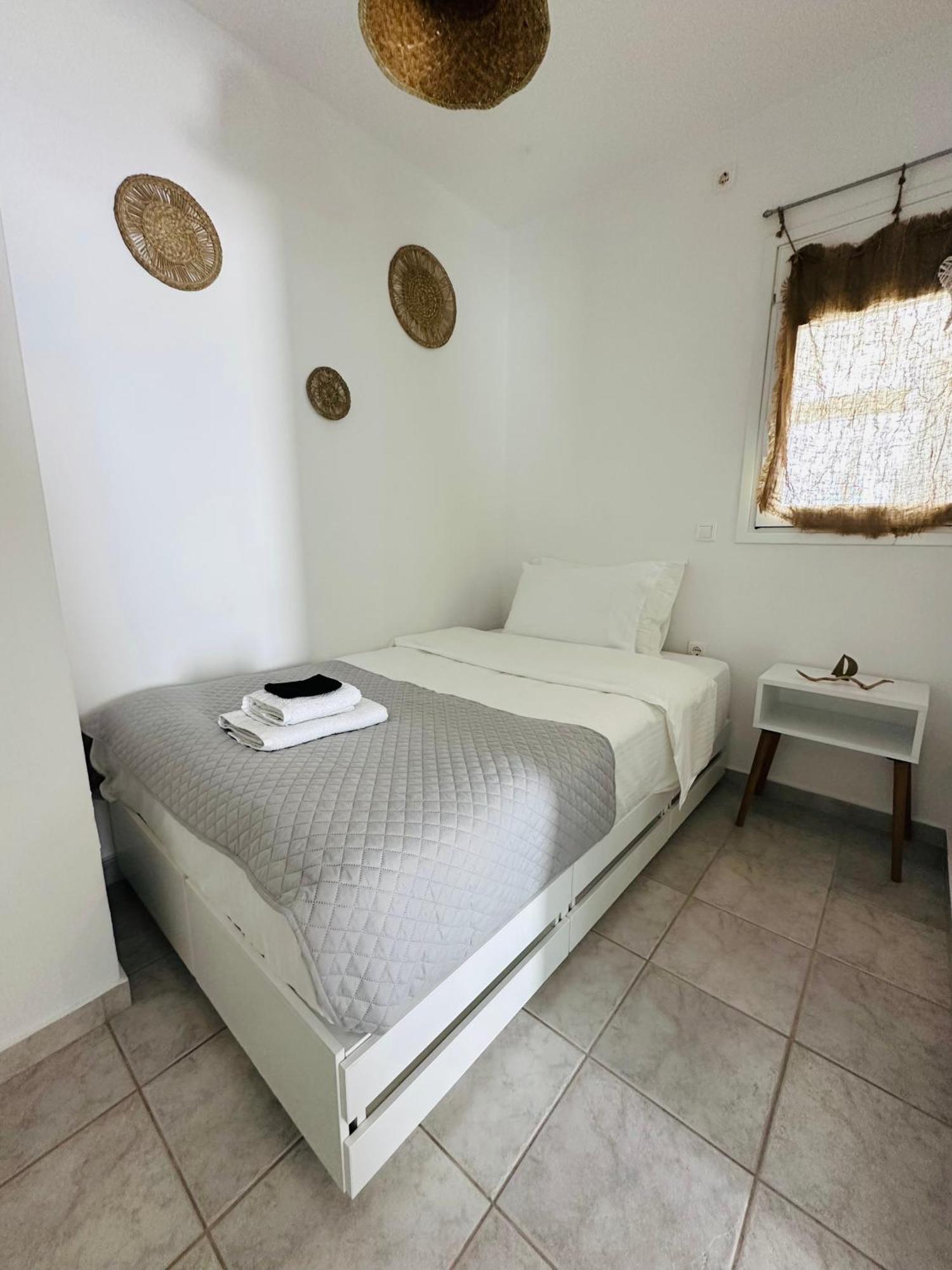 Besanto Imerovigli (Santorini)
